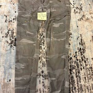 Camo Cargo Pants in Olive Gray